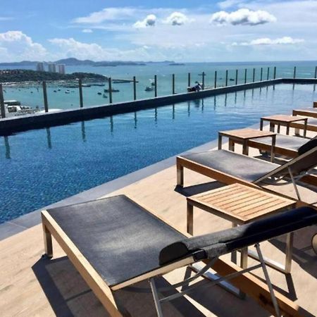 The Base Central Pattaya Quiet Room With Infinity Pool & Free Netflix Exterior photo